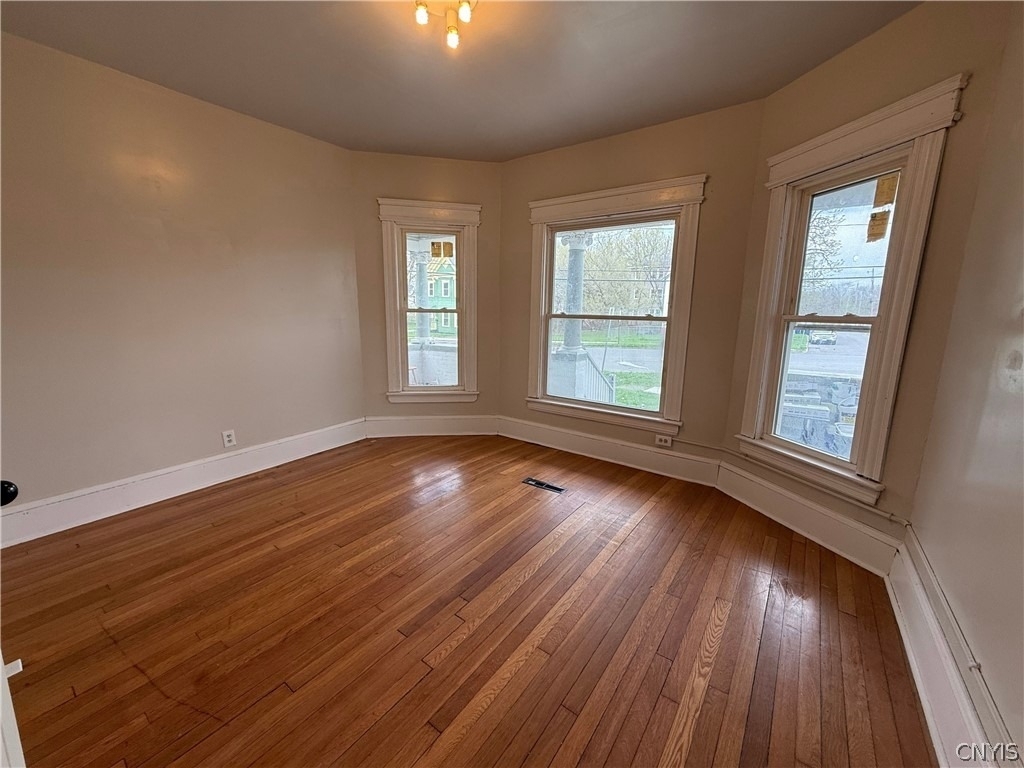 367 Furman Street - Photo 6