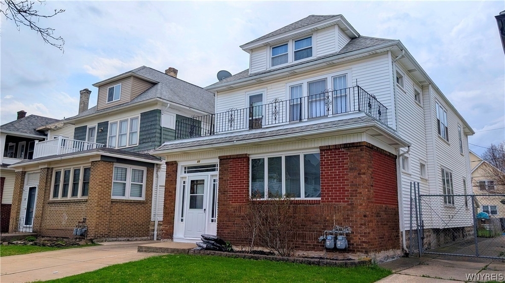 88 Commonwealth Avenue - Photo 0
