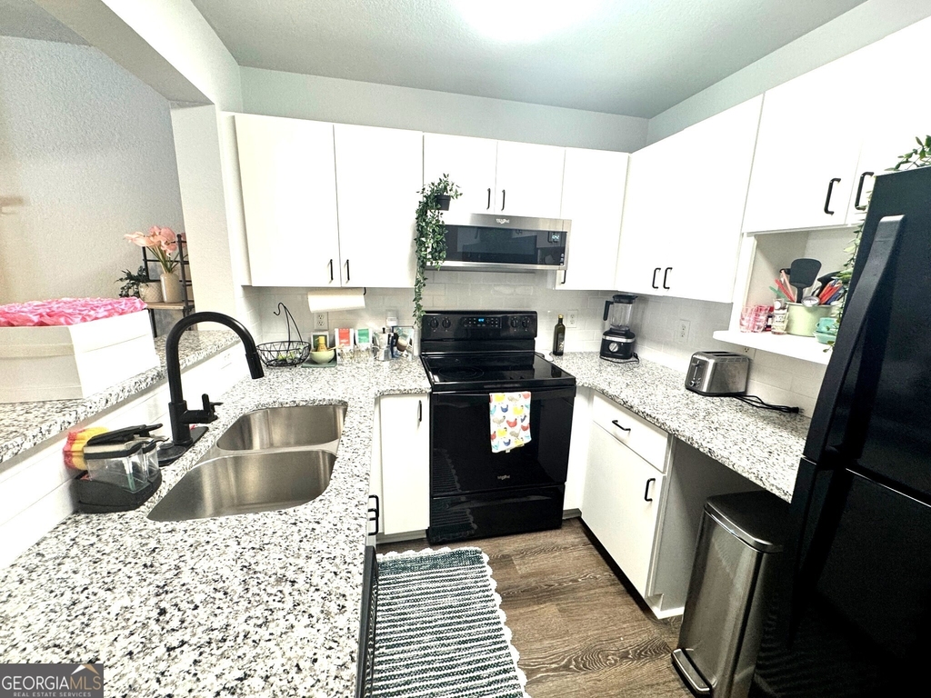 211 North Avenue - Photo 6