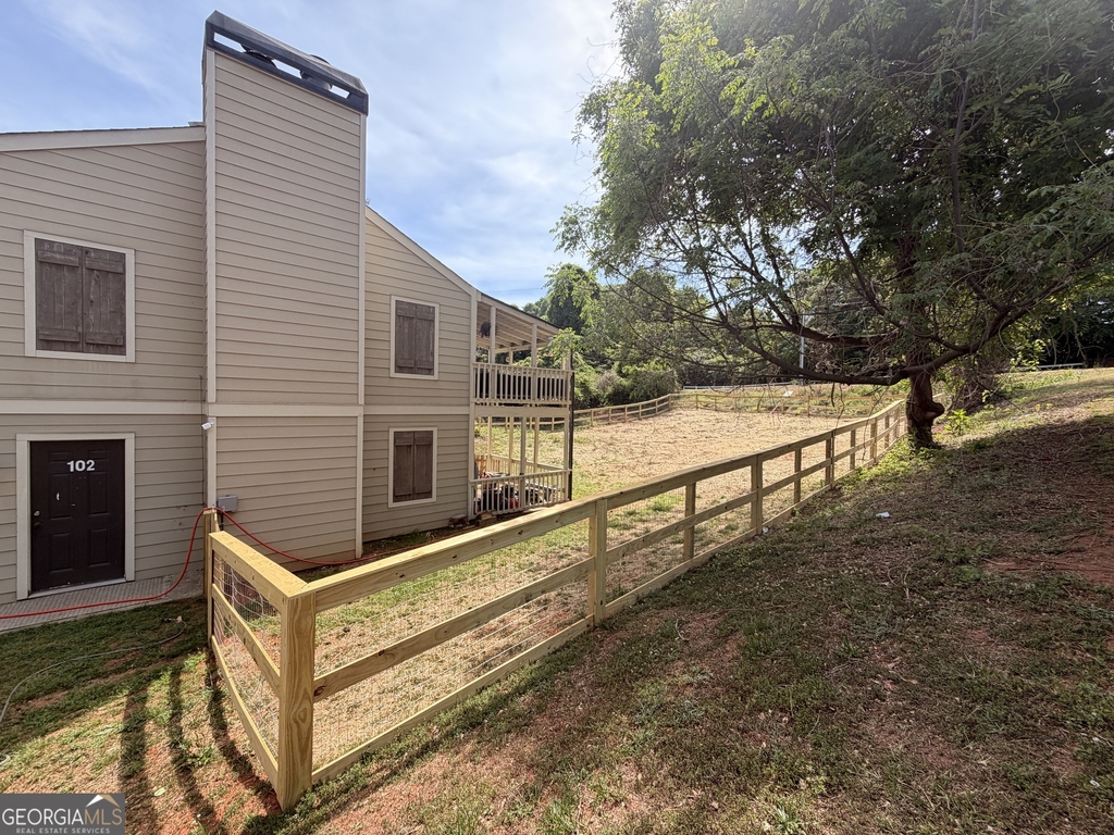 102 Welch Place - Photo 1