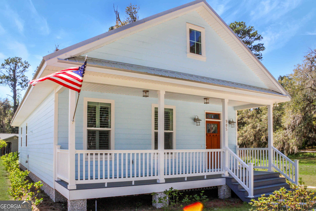 905 Wayne Street - Photo 0
