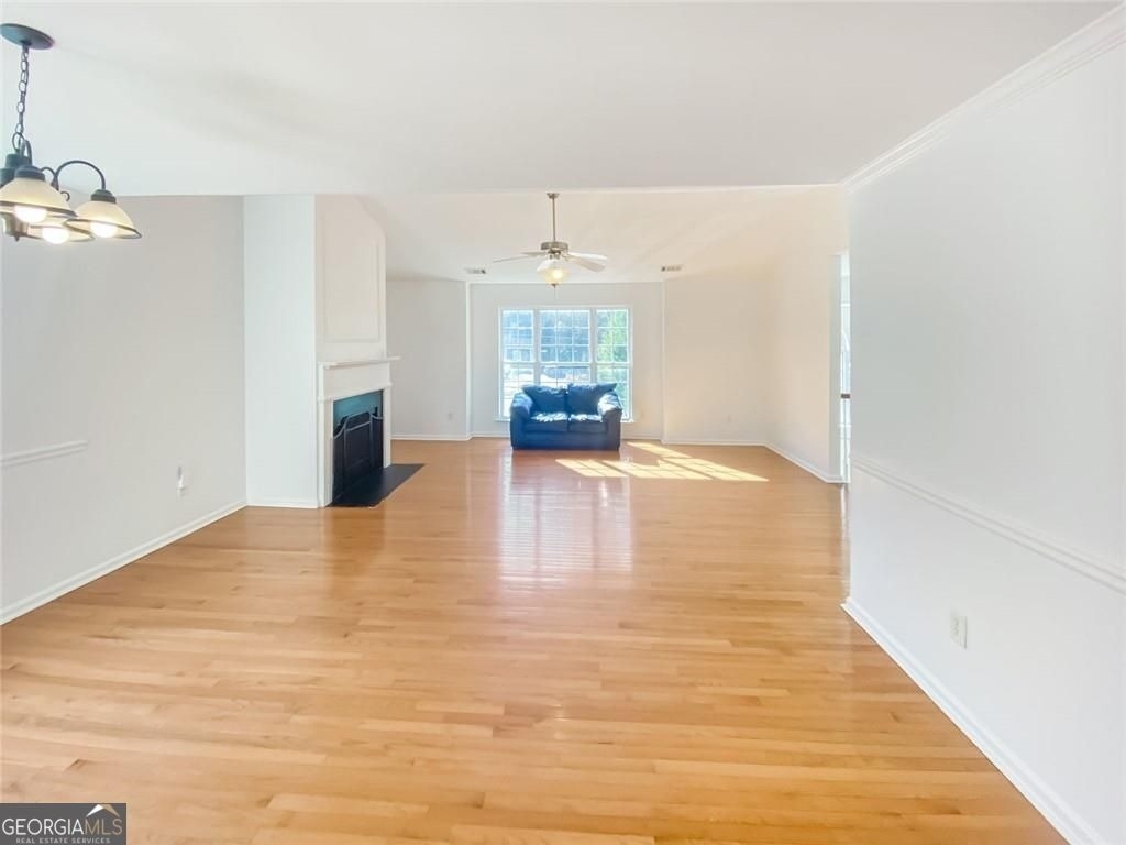 1068 S Gordon Road - Photo 2