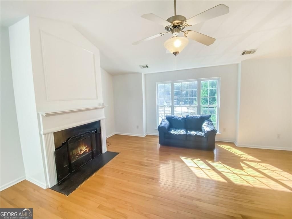 1068 S Gordon Road - Photo 3