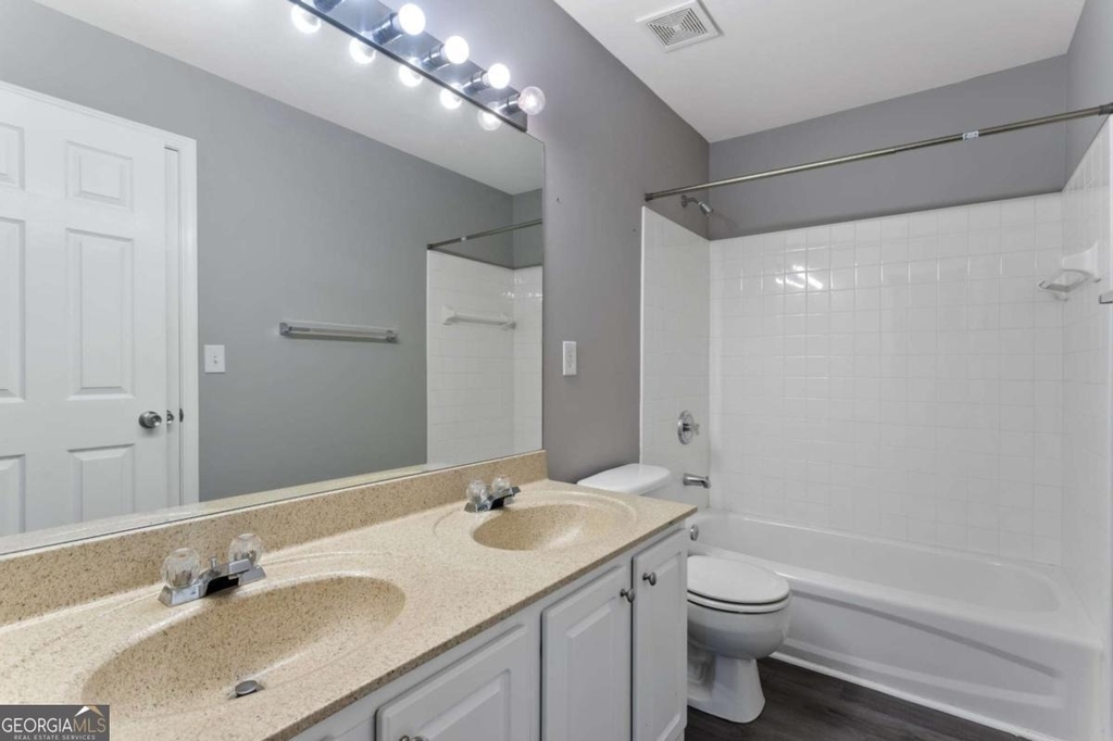 6250 Whirlaway Drive - Photo 12
