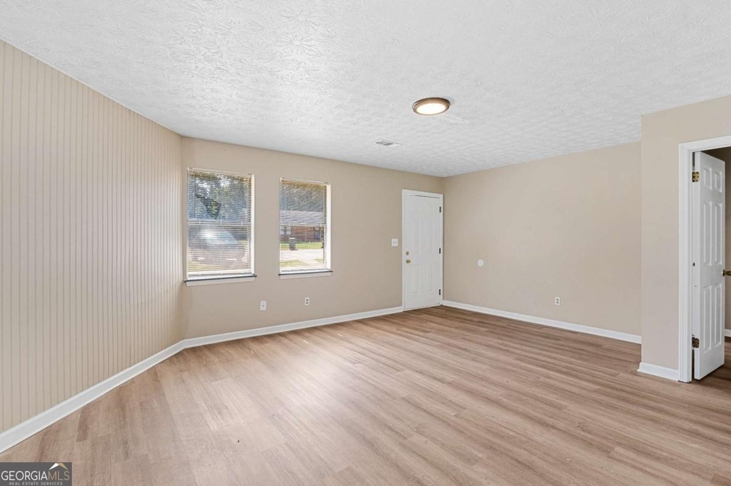 217 Tanglewood Drive - Photo 4
