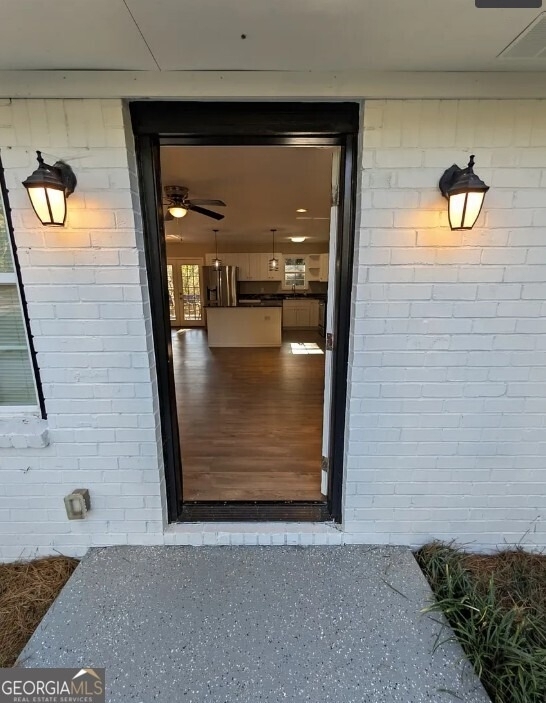 537 Eastside Drive - Photo 3