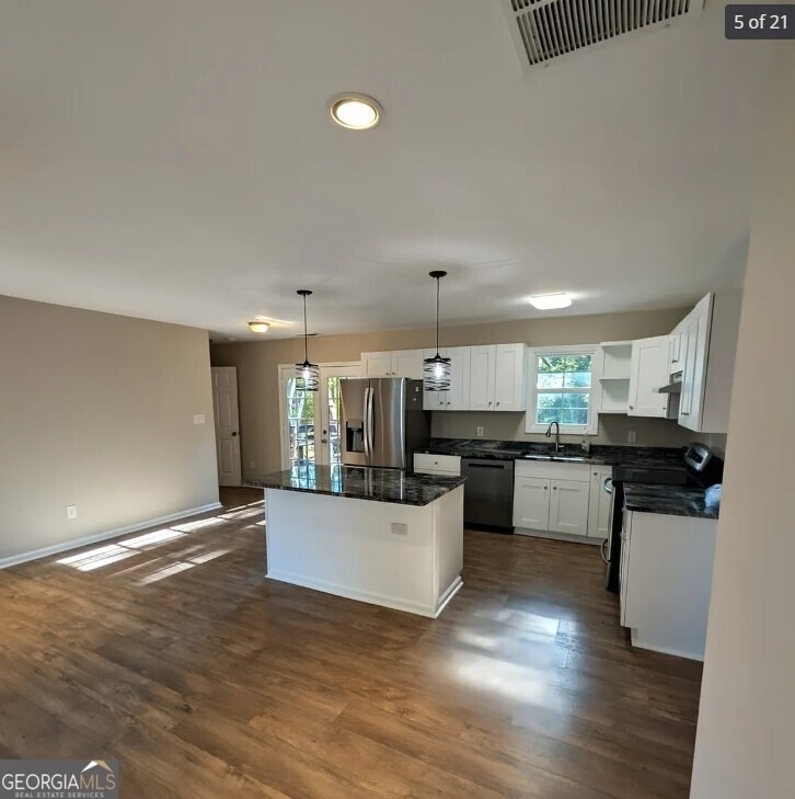 537 Eastside Drive - Photo 4