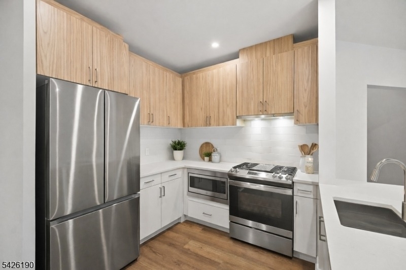 434 Springfield Avenue - Photo 3