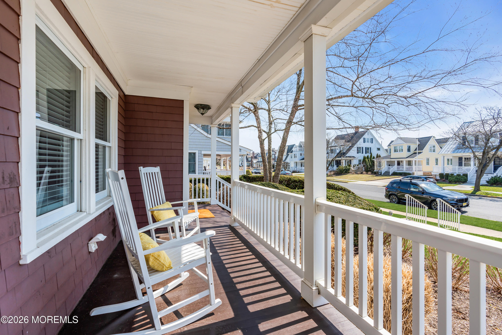 111 Chicago Boulevard - Photo 3