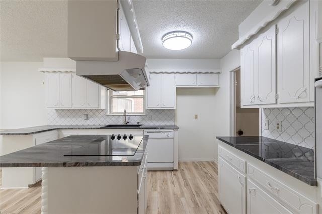 3409 High Meadows Drive - Photo 10