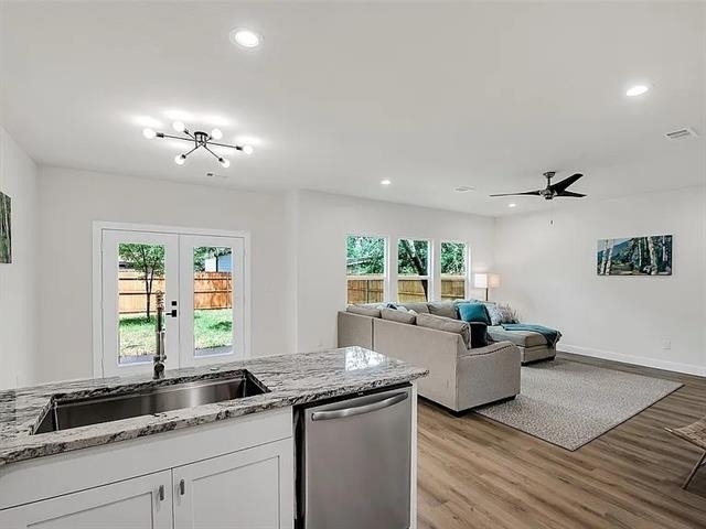 5206 Slate Street - Photo 9
