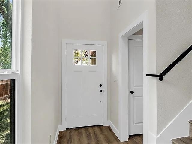 5206 Slate Street - Photo 2