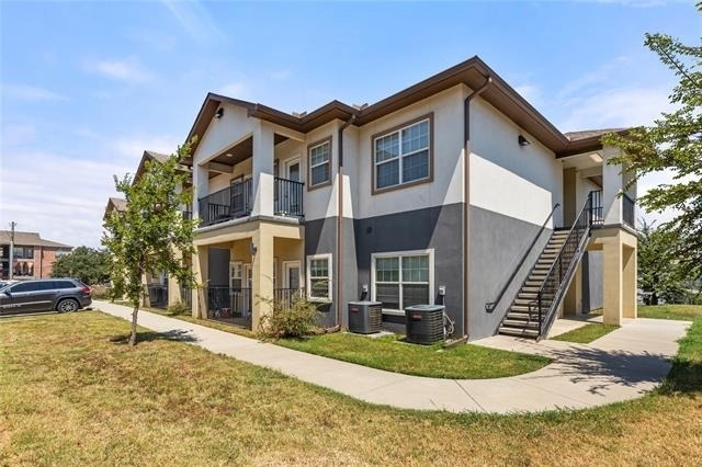13609 W Pinnacle Circle - Photo 0