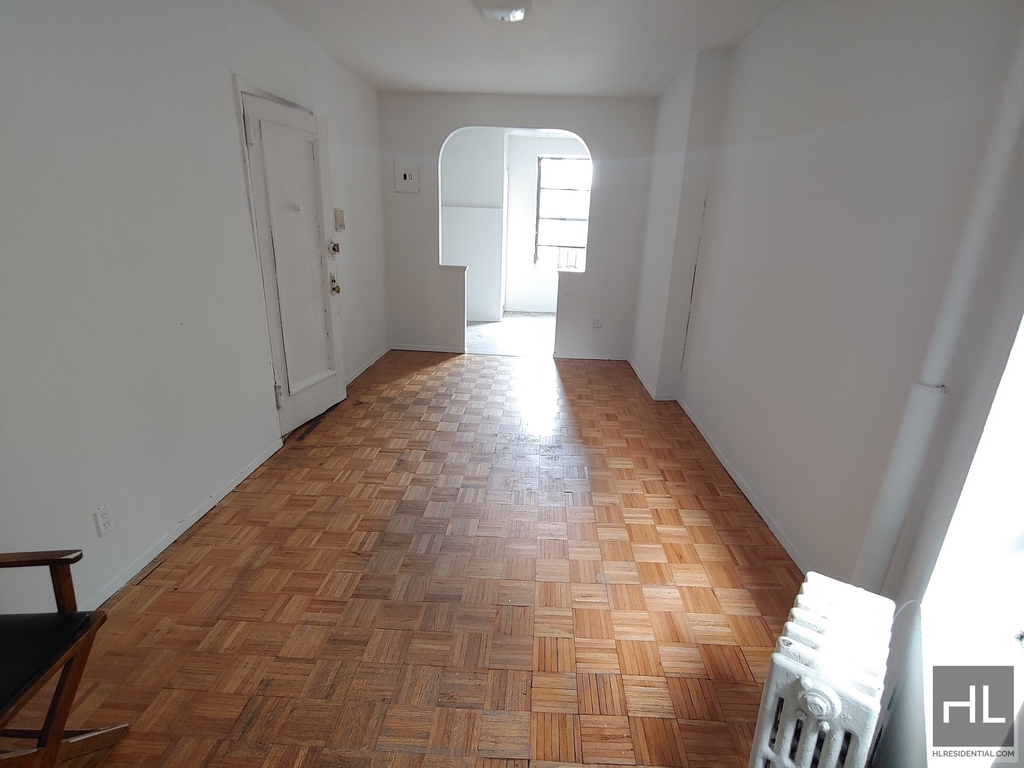 East 89th Street - Photo 0