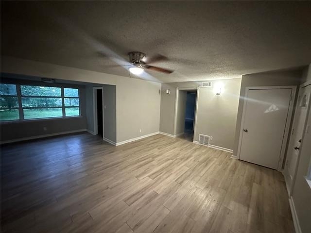 2908 Binyon Street - Photo 3