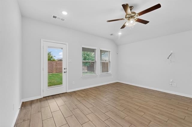 4009 Mockingbird Lane - Photo 3