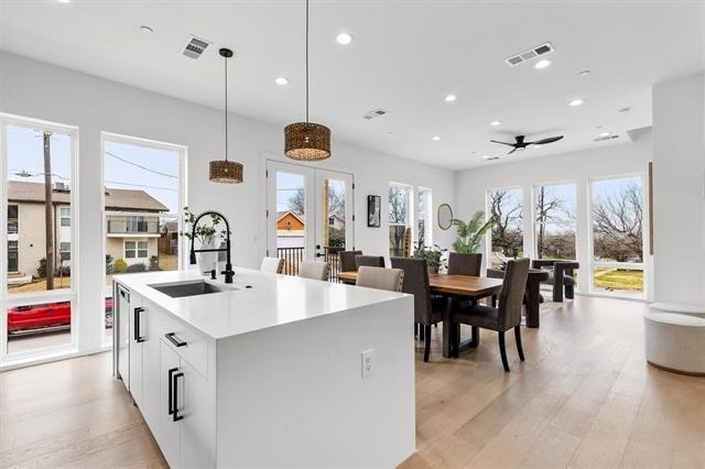 815 E 5th Avenue - Photo 9