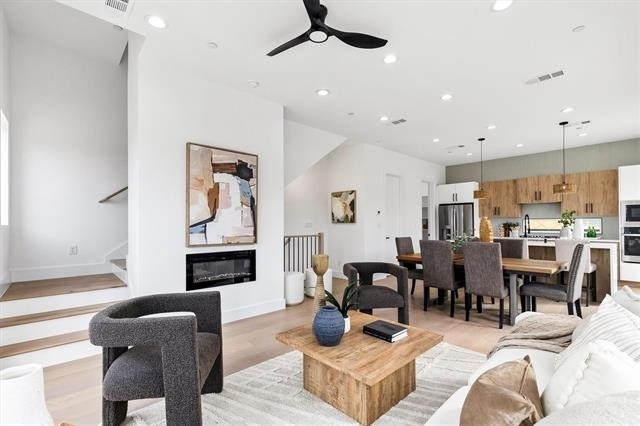 815 E 5th Avenue - Photo 11