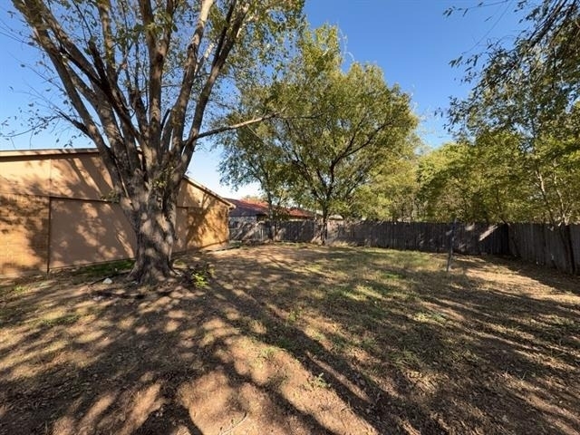 1233 Steinburg Lane - Photo 2