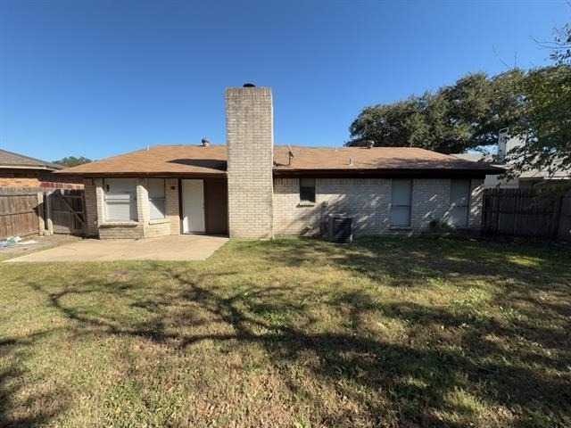 6920 Misty Meadow Drive S - Photo 1