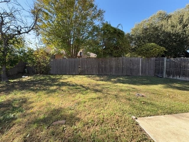 6920 Misty Meadow Drive S - Photo 2