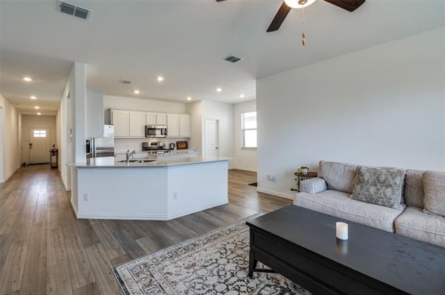 1443 Mesquite Lane - Photo 2