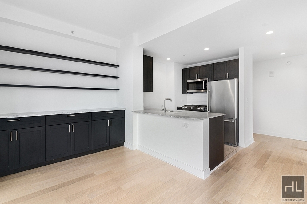 West End Avenue - Photo 1