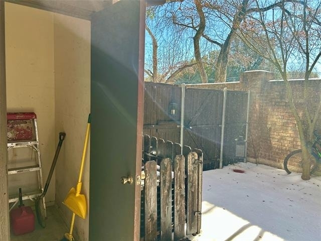 5859 Frankford Road - Photo 18
