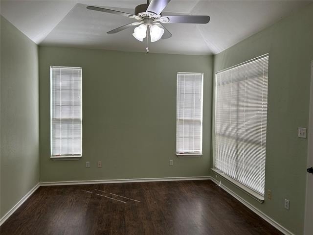 1505 Park Place - Photo 8