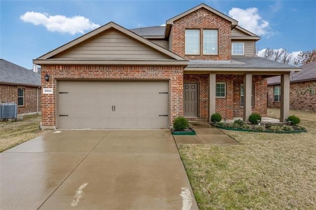 2903 Castlebend Drive - Photo 2