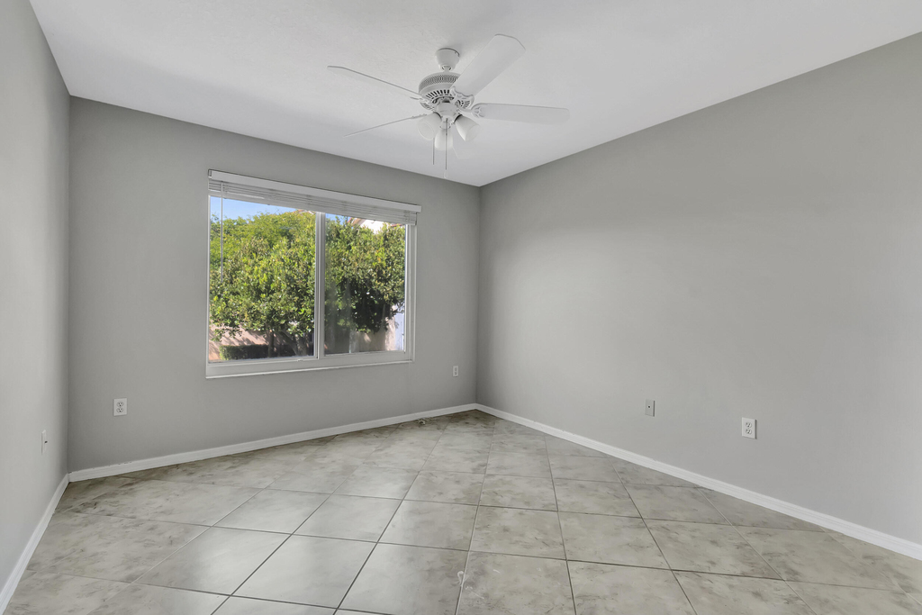116 Villa Circle - Photo 22