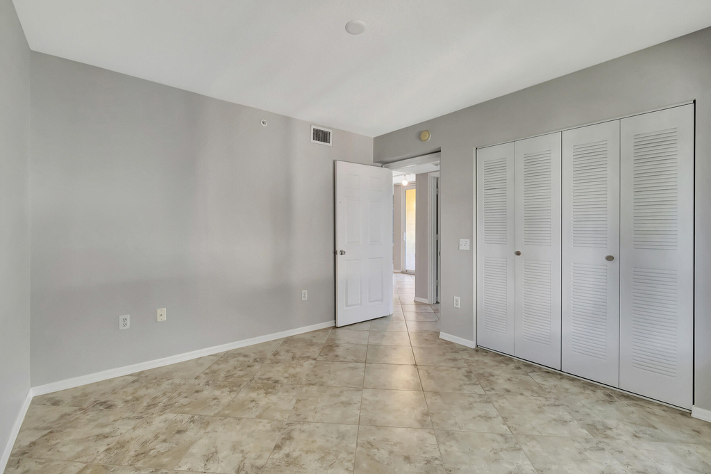 116 Villa Circle - Photo 19