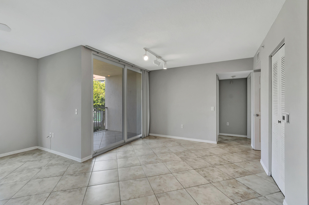 116 Villa Circle - Photo 5