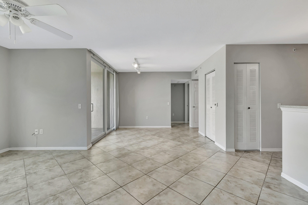116 Villa Circle - Photo 10
