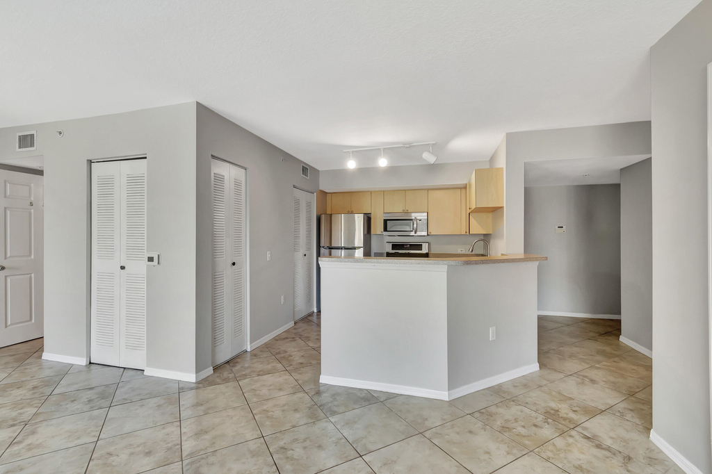 116 Villa Circle - Photo 3