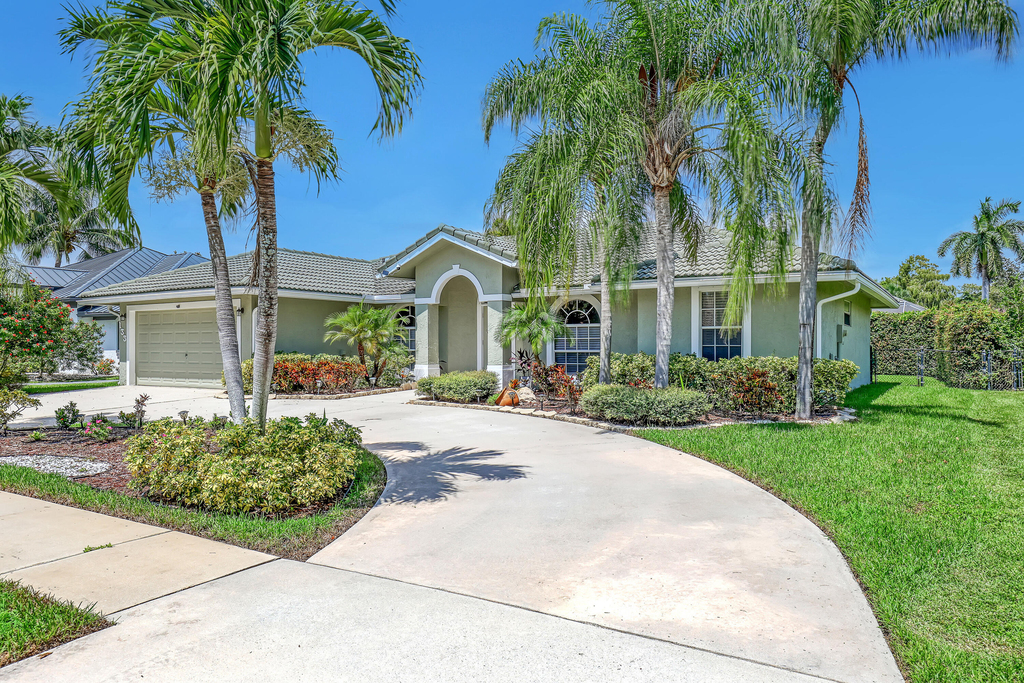 133 Black Olive Crescent - Photo 2