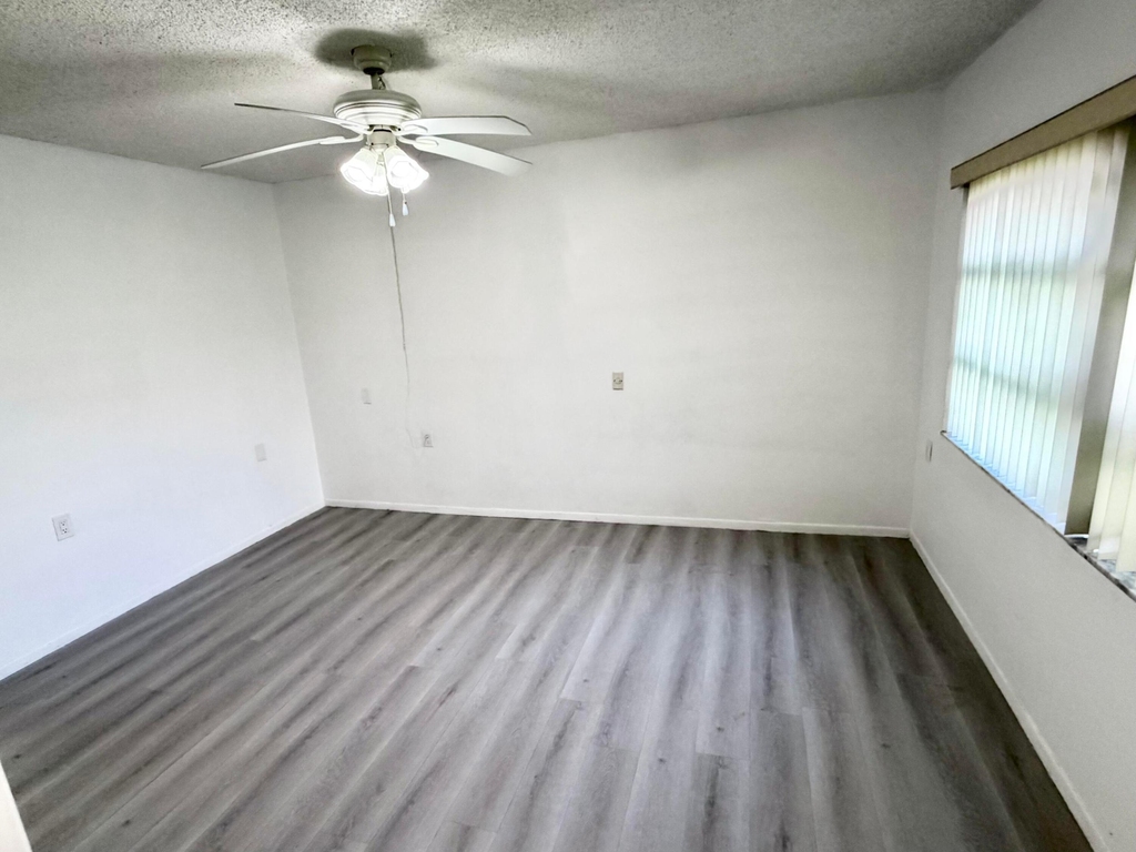 1101 Bahama Bend - Photo 9