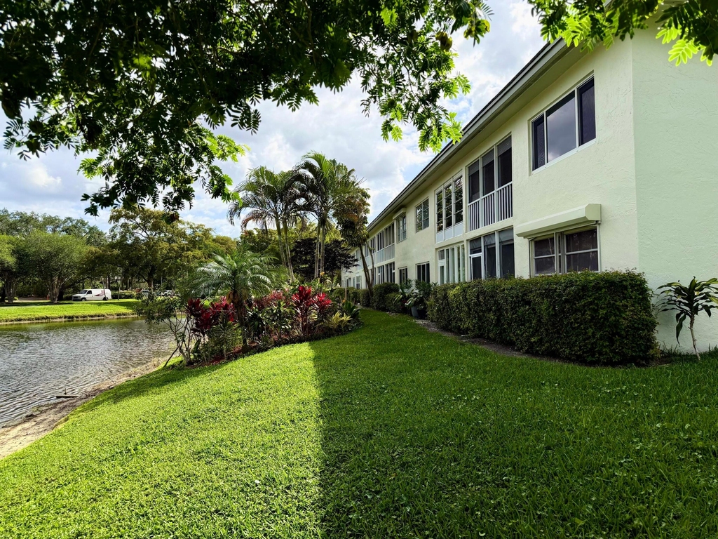 1101 Bahama Bend - Photo 23
