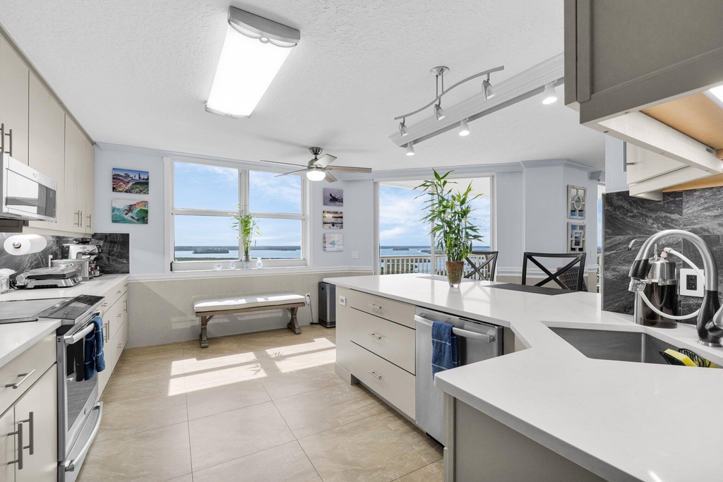5049 N Hwy A1a - Photo 6
