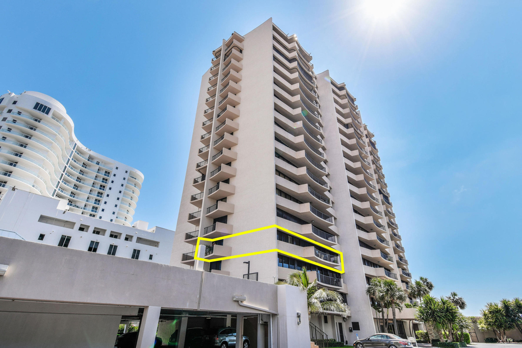 4200 N Ocean Drive - Photo 1