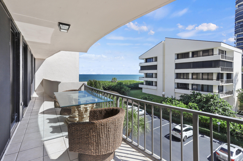 4200 N Ocean Drive - Photo 0