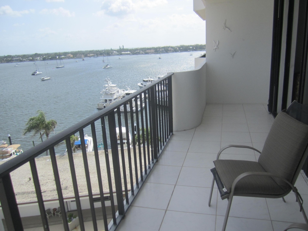 1208 Marine Way - Photo 4