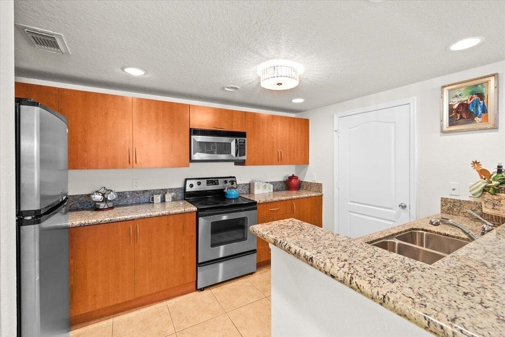 158 Sw Peacock Boulevard - Photo 2