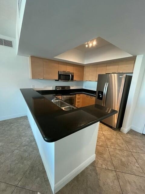 140 S Dixie Highway - Photo 4