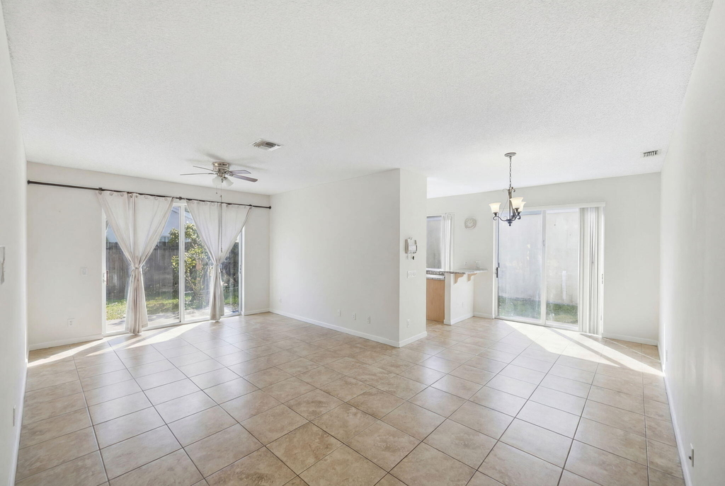 1239 Sussex Street - Photo 9