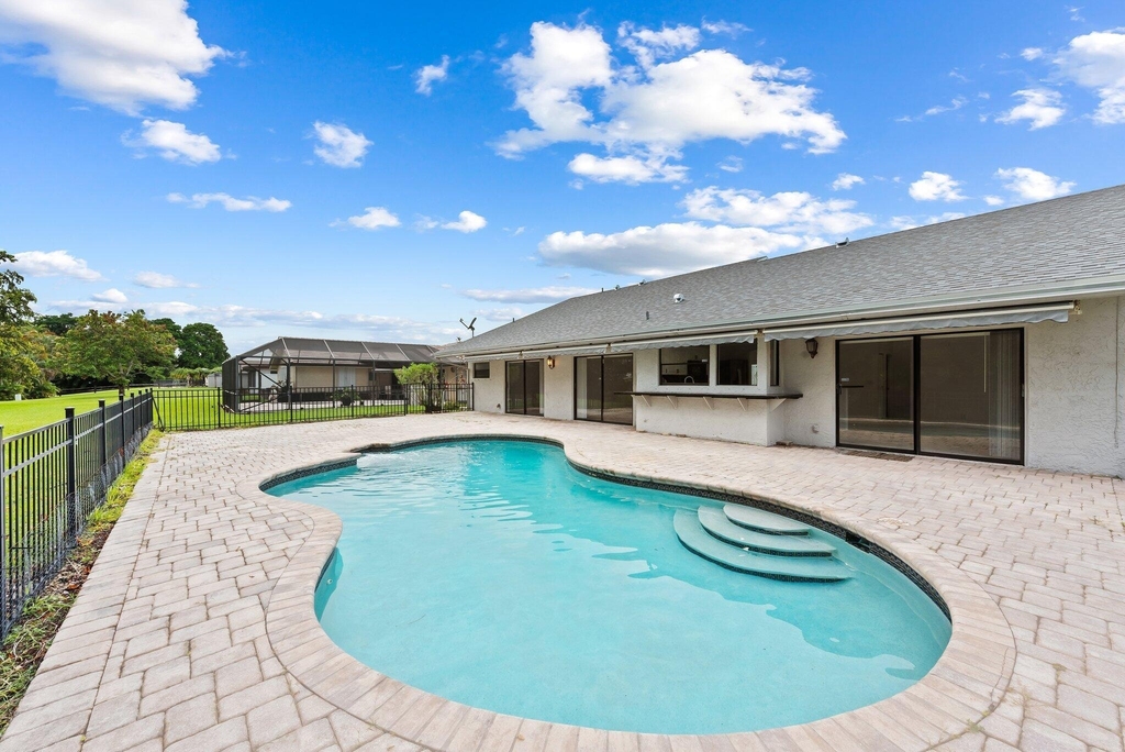 9718 Lancaster Place - Photo 15