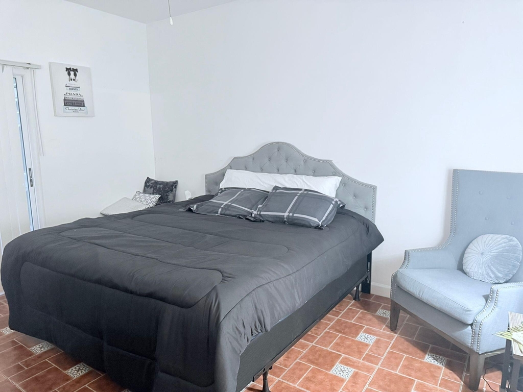 11937 Sturbridge Lane - Photo 9