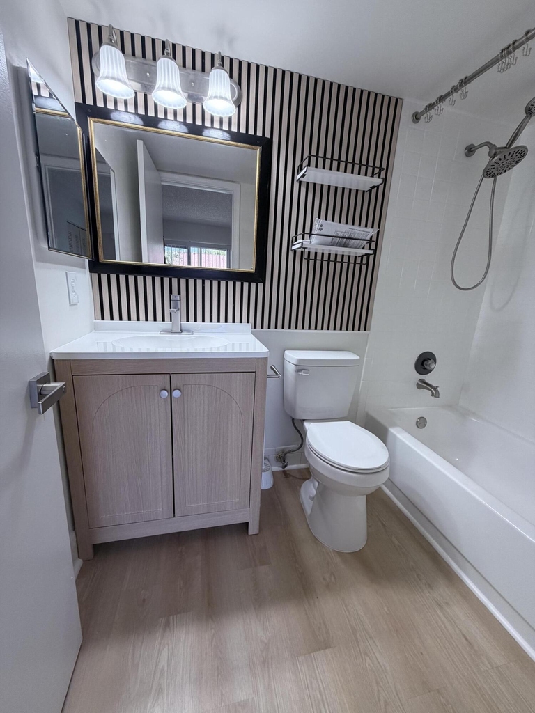 100 Sw 132nd Way - Photo 1