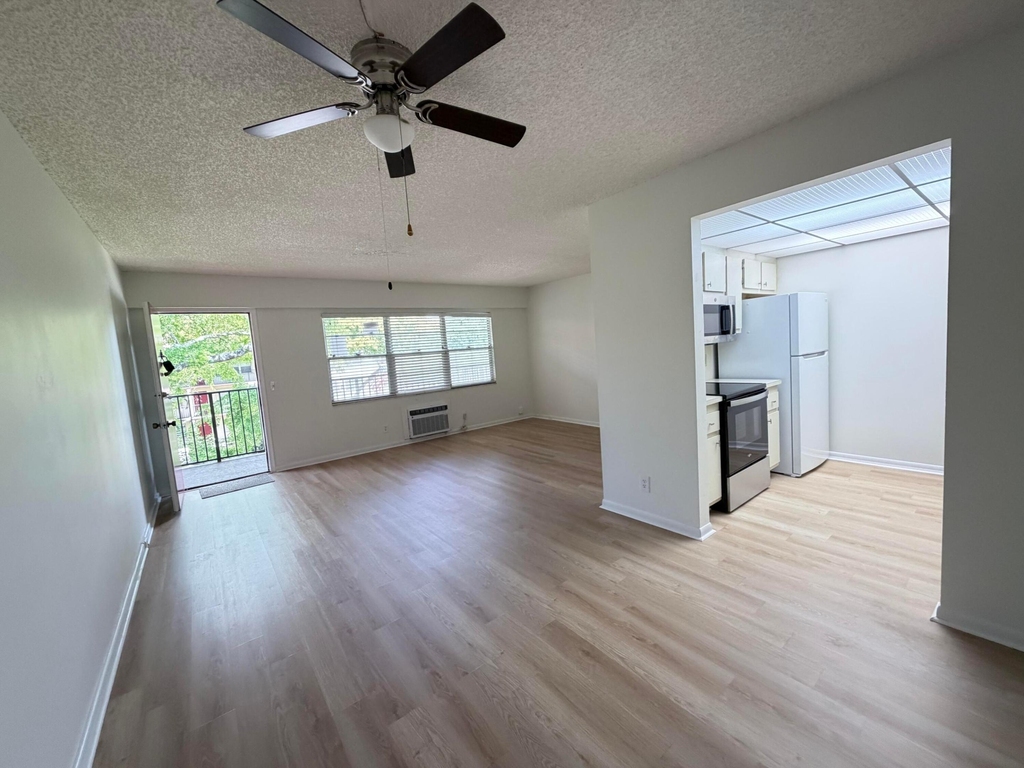 100 Sw 132nd Way - Photo 4