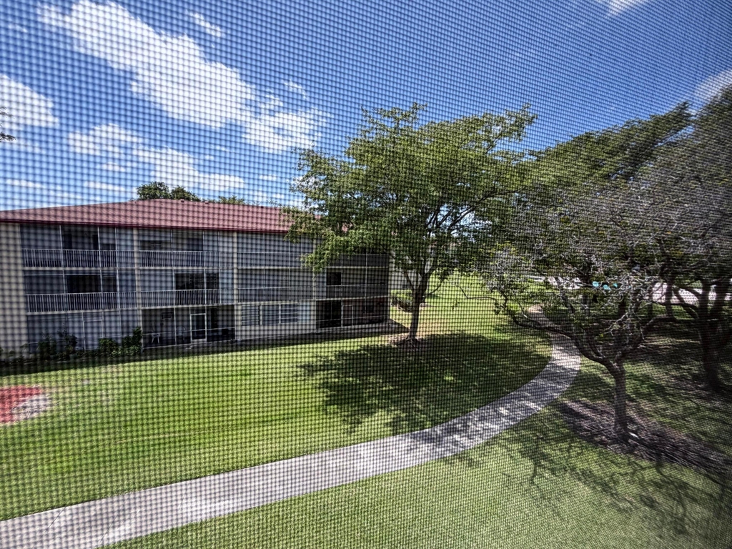 100 Sw 132nd Way - Photo 13